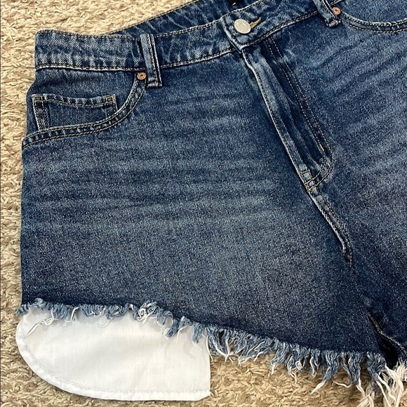Sincerely Jules Distressed Denim Frayed Hem Shorts - Size 11 / 30 - Picture 3 of 9